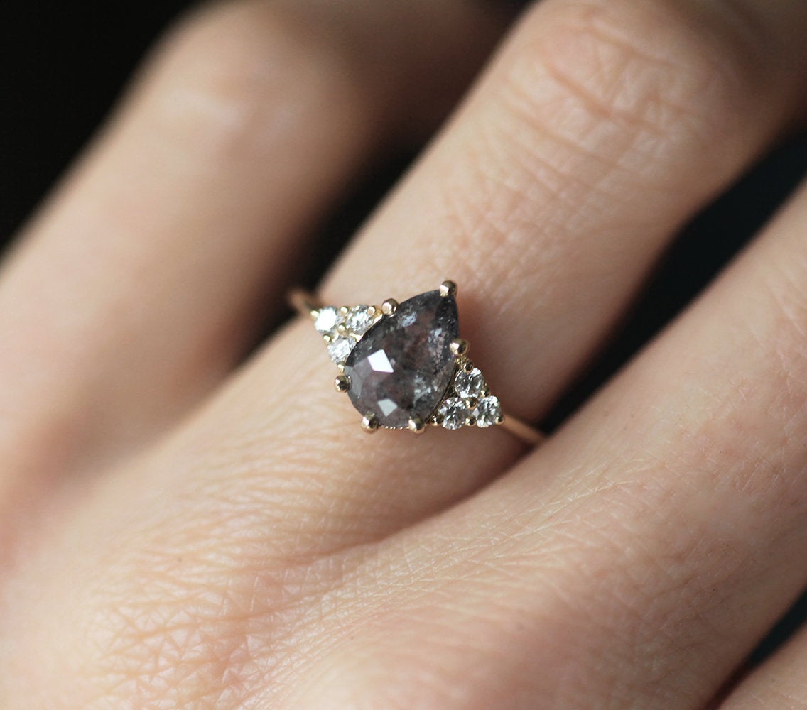 Adelaide Pear Salt & Pepper Ring | Prstenovi | Capucinne
