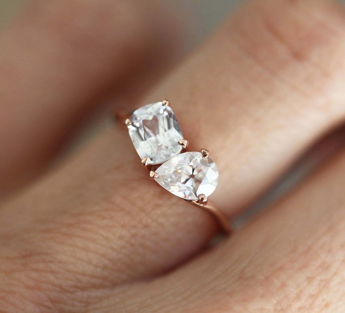 ALEKSANDRA TOI ET MOI MOISSANITE PRSTEN-Capucinne