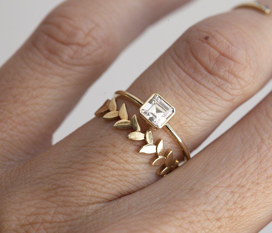 Rare Asscher Cut Vhite Diamond Solitaire Bezel Setting Ring