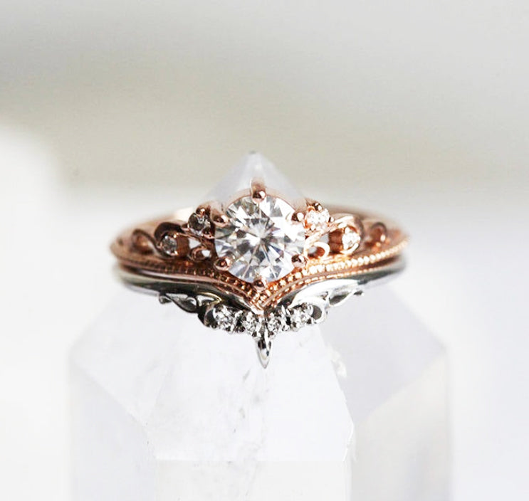 BELLA MOISSANITE & Milgrain PRSTEN SET SA BOČNIM DIJAMANTIMA-Capucinne