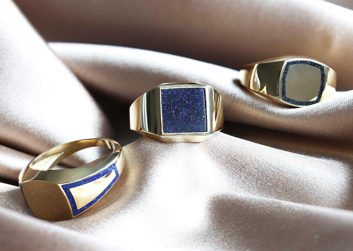 Zlatni prsten sa umetnutim prstenom sa dragim kamenom od lapis lazuli, opcije zlata od 14k i 18k.