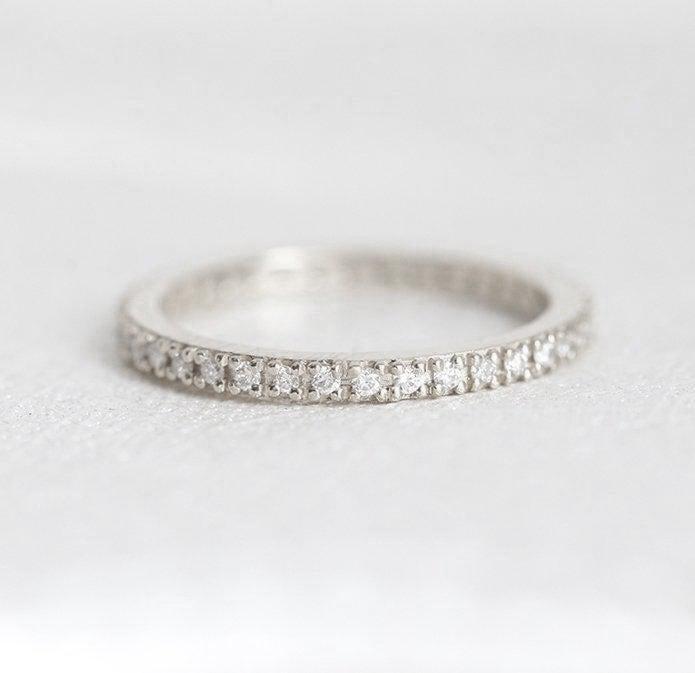 Full Pave Vhite Diamond Eterniti Band