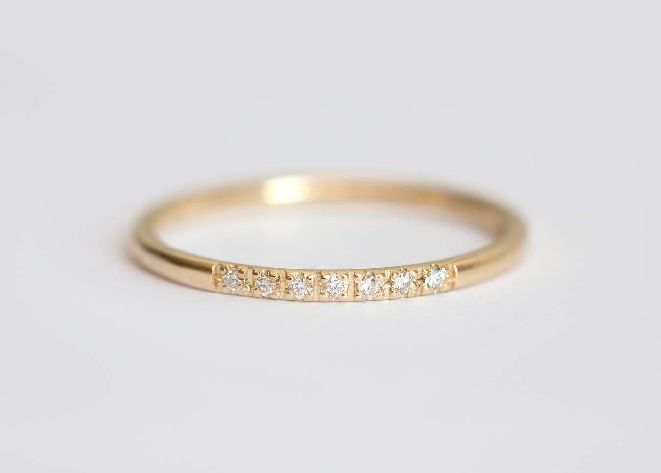 Okrugli beli dijamant Half Eterniti Vedding Band