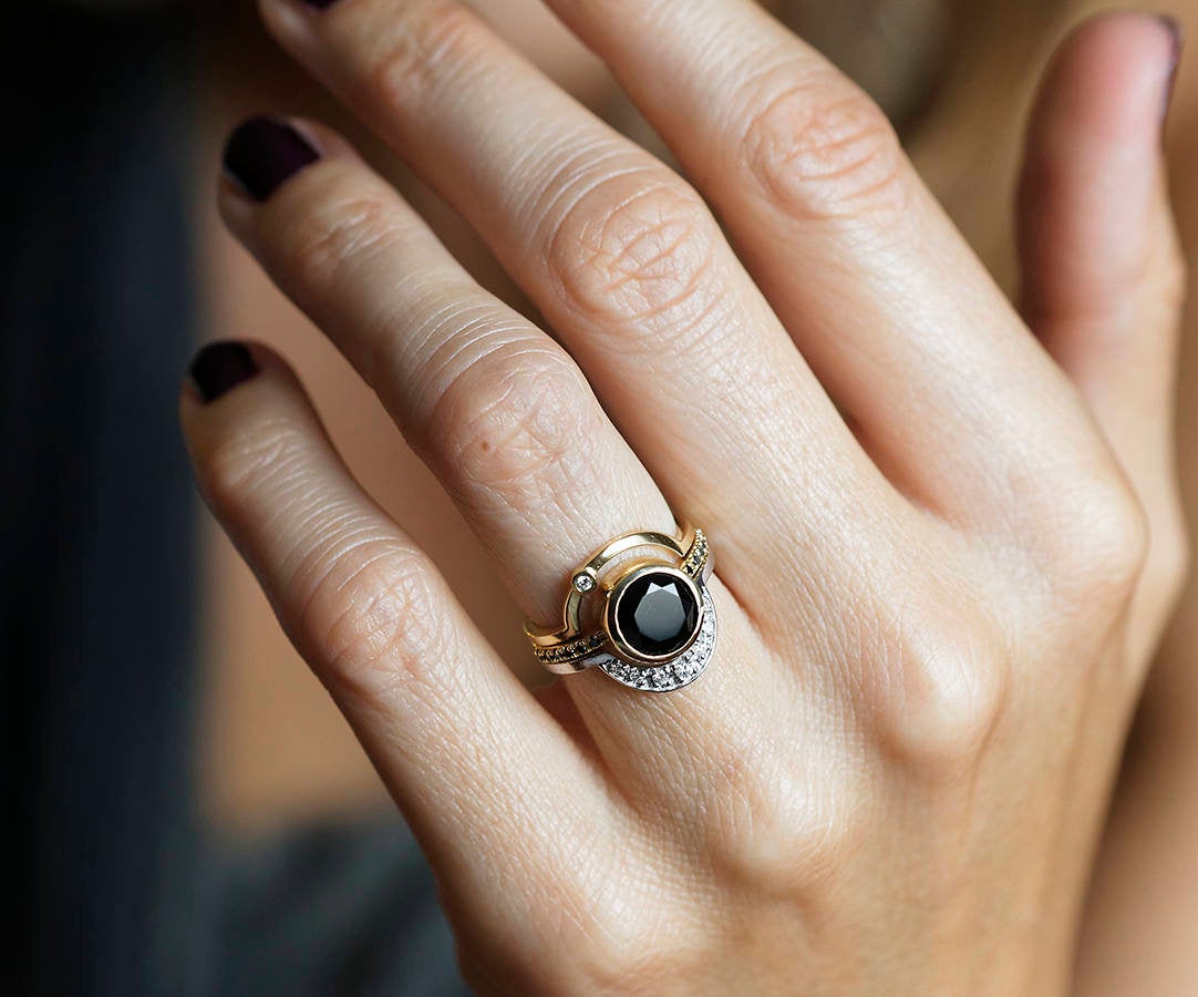 Okrugli Black Diamond Bridal Ring Set