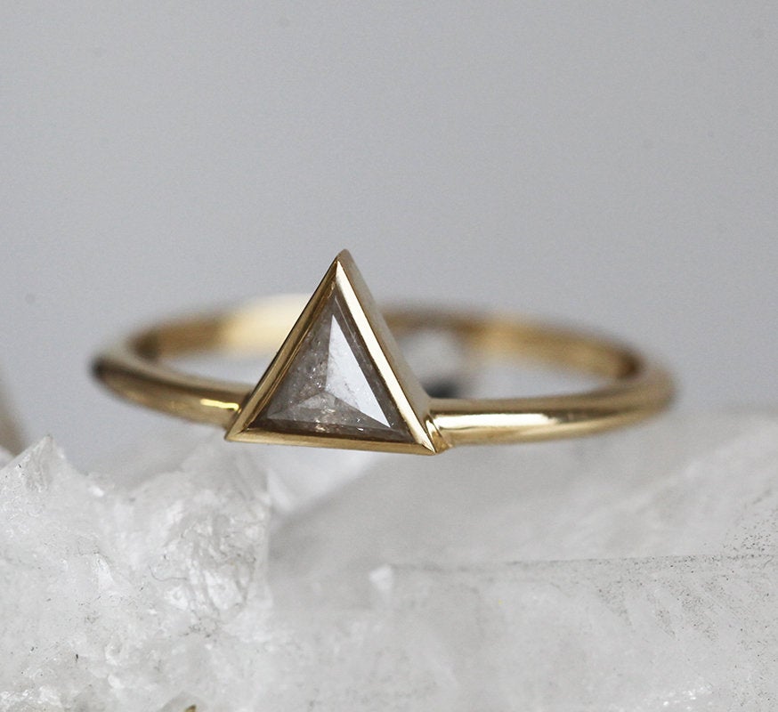 Triangle Salt & Pepper Dijamantski prsten