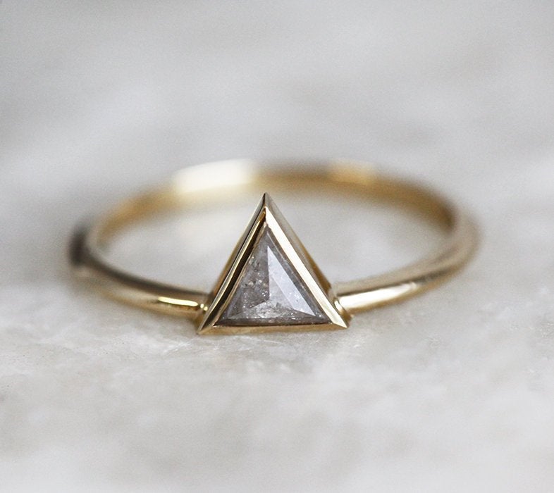 Triangle Salt & Pepper Dijamantski prsten