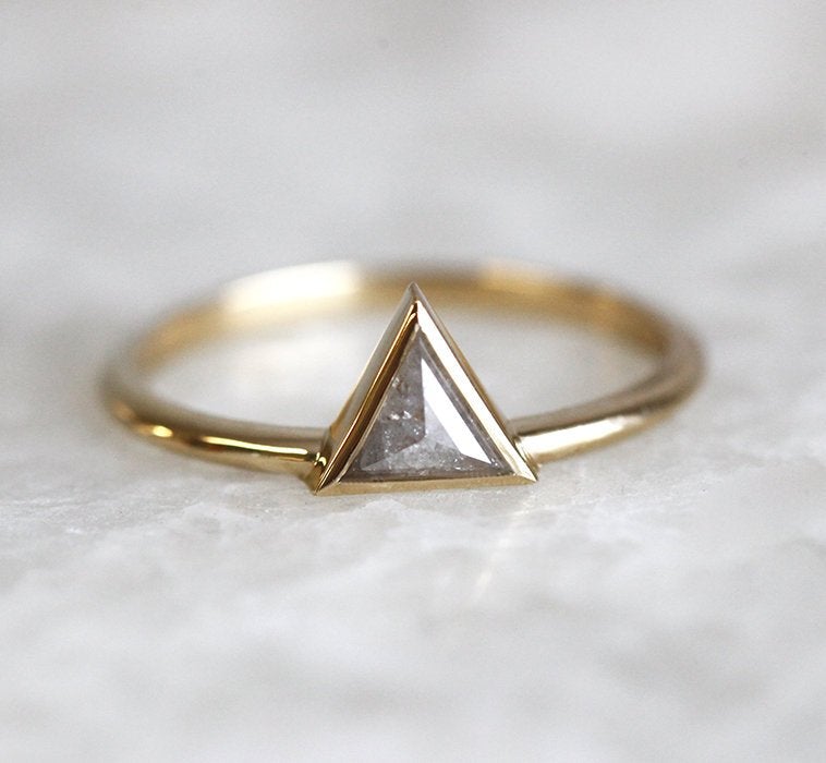 Triangle Salt & Pepper Dijamantski prsten