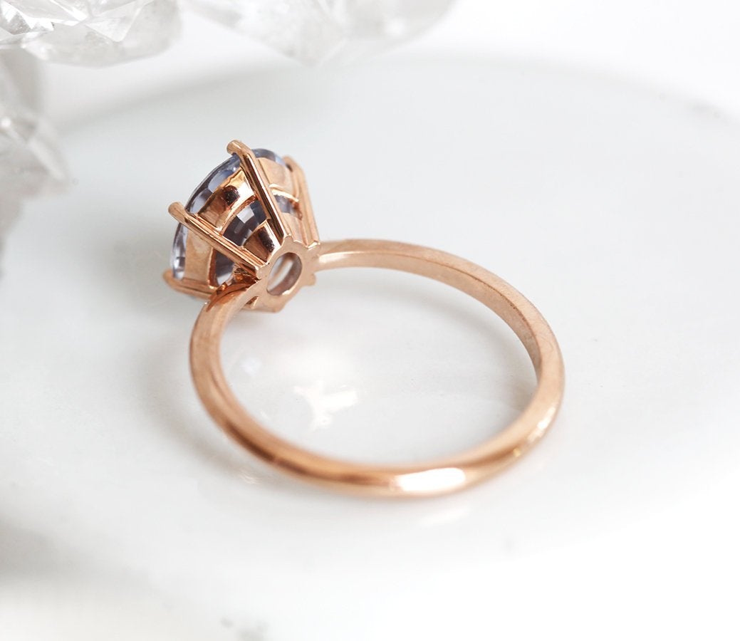 Jackie Lavender Sapphire Solitaire Prsten-Capucinne
