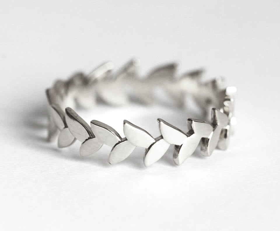 LEAH VERING RING, LEAF BAND-Capucinne