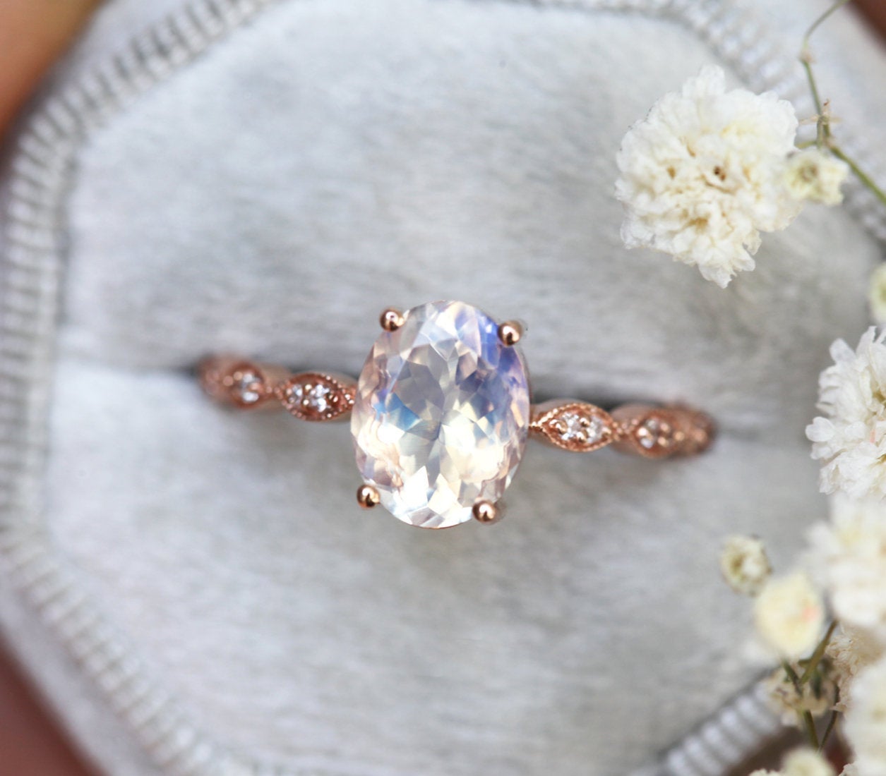 Pink Purple Vintage Oval Moonstone Dijamantski prsten