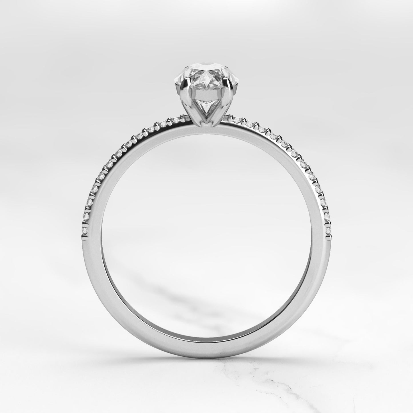 Dijamantski prsten marke Markuise half pave Solitaire