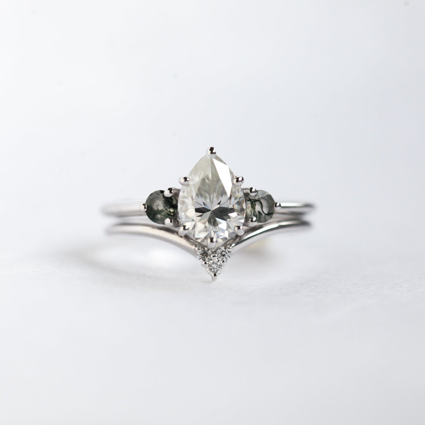 Misella kruška moissanite prsten sa mahovinom Moss Agate - spreman za isporuku-Capucinne