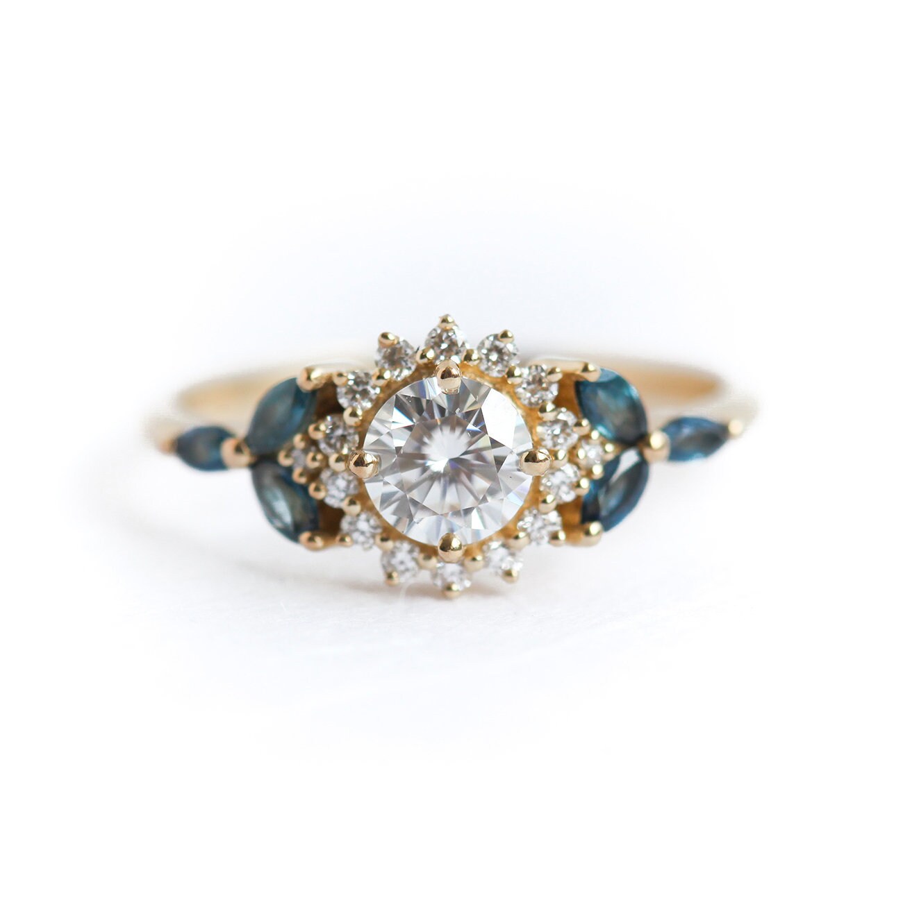 Penelope Diamond Ring-Capucinne