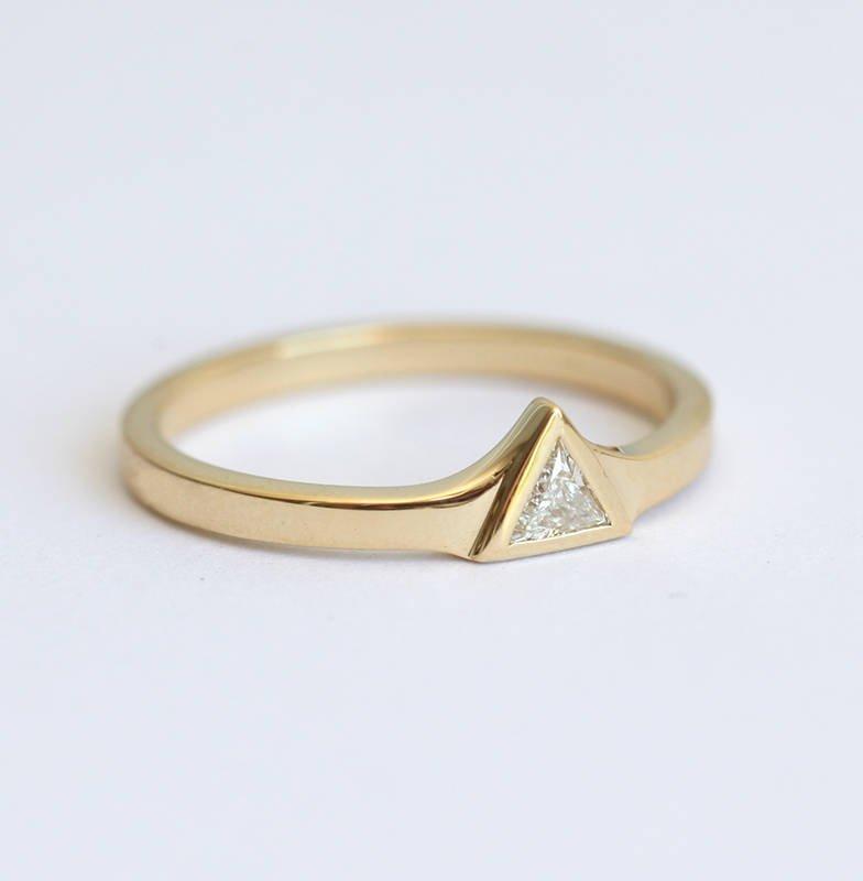 Petite 0.11C Triangle Cut Diamond Ring With Flared Gold Band-Capucinne