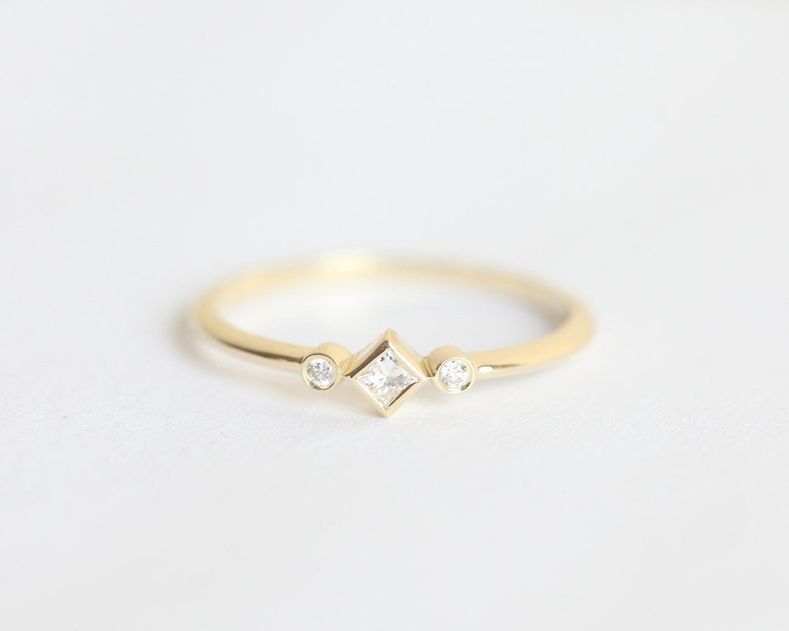 Petite Diamond Ring, Princess Diamond Ring-Capucinne