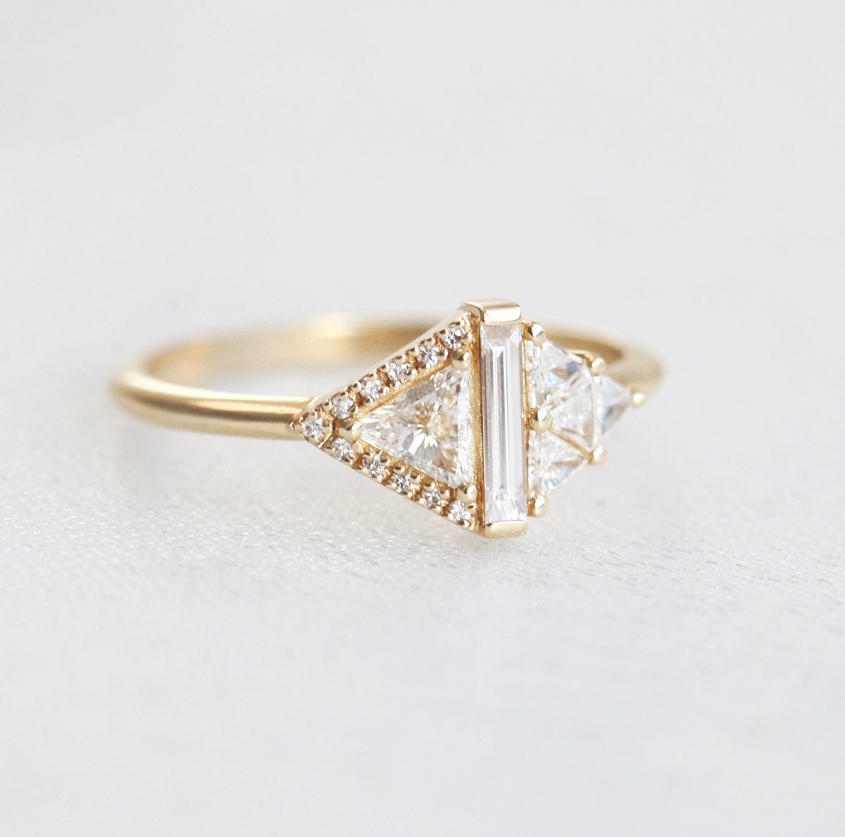 Rhombus Diamond Ring - Capucinne