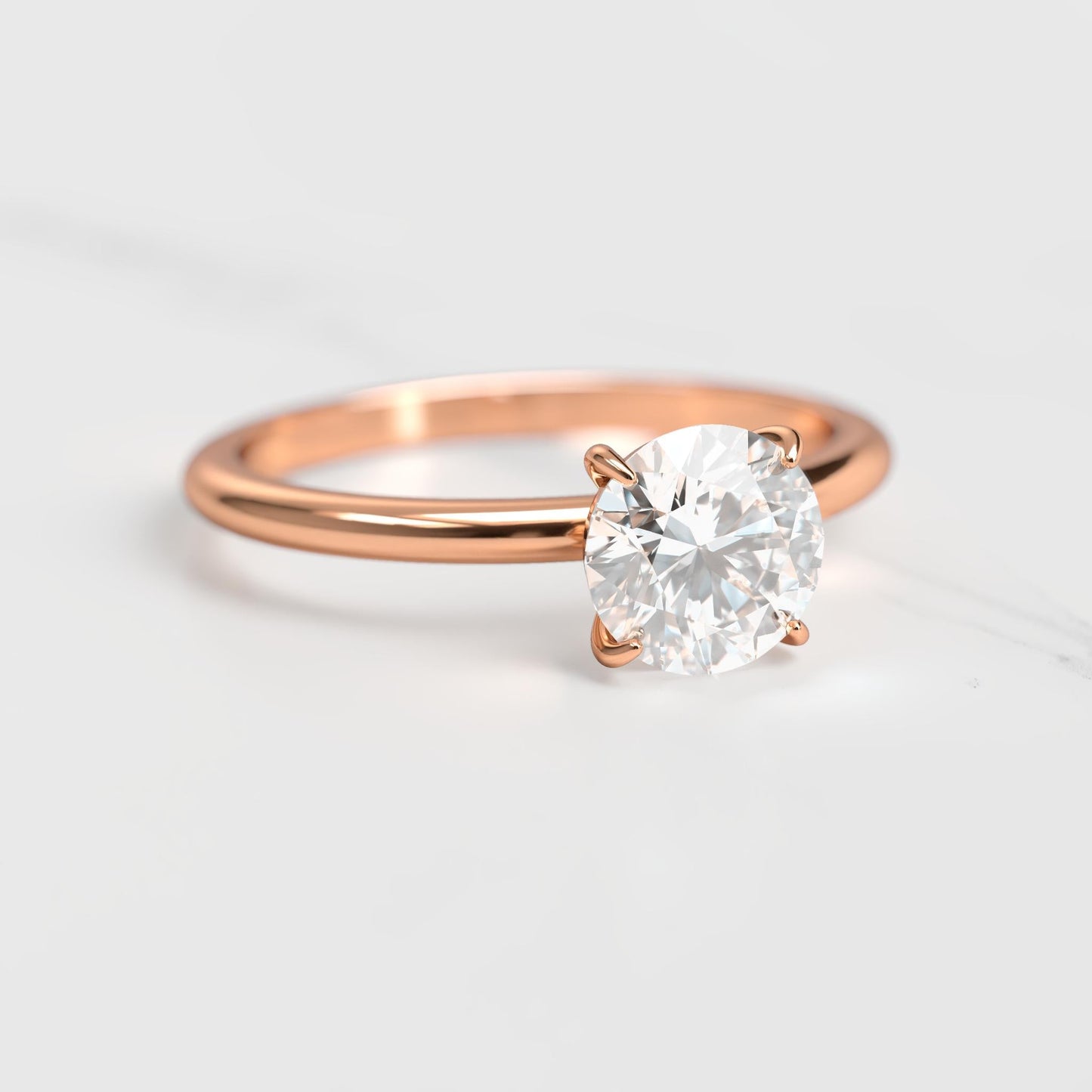 Okrugli konusni pasijans moissanite prsten