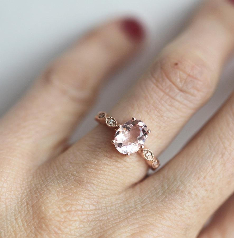 Ring Oval Morganit prsten