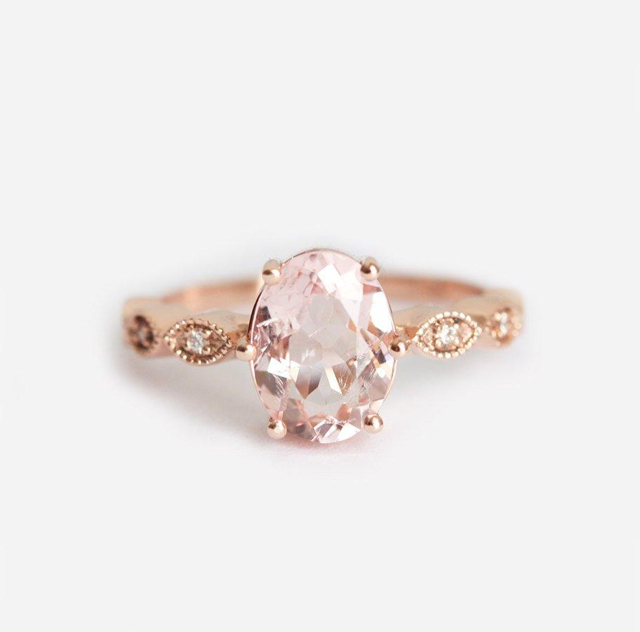 Ring Oval Morganit prsten