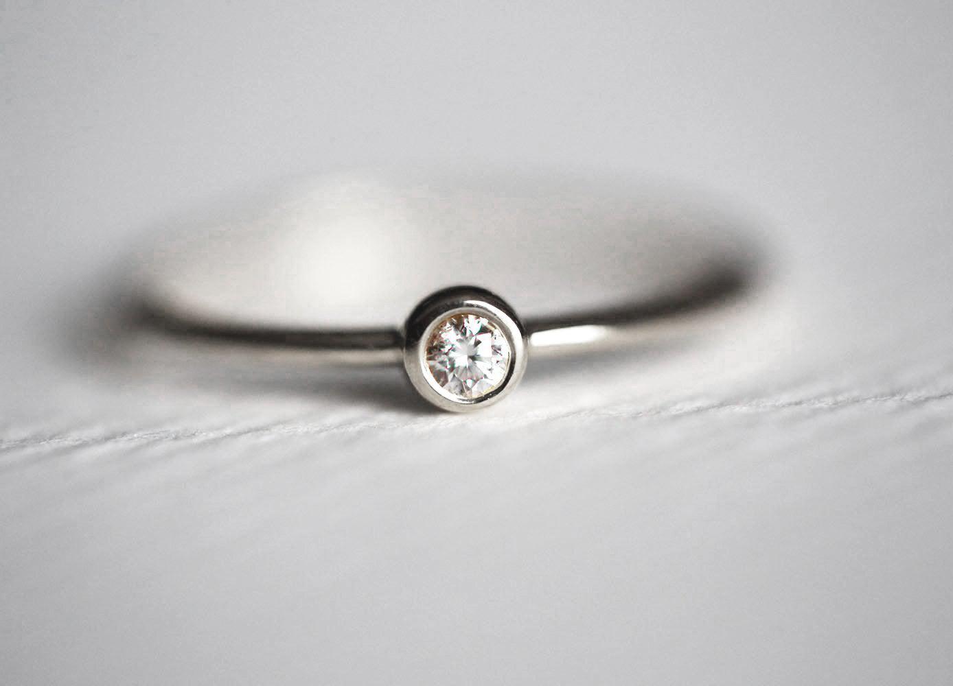 SOLITAIRE DIAMAND PRSTEN, TINI DIAMAND PRSTEN-Capucinne