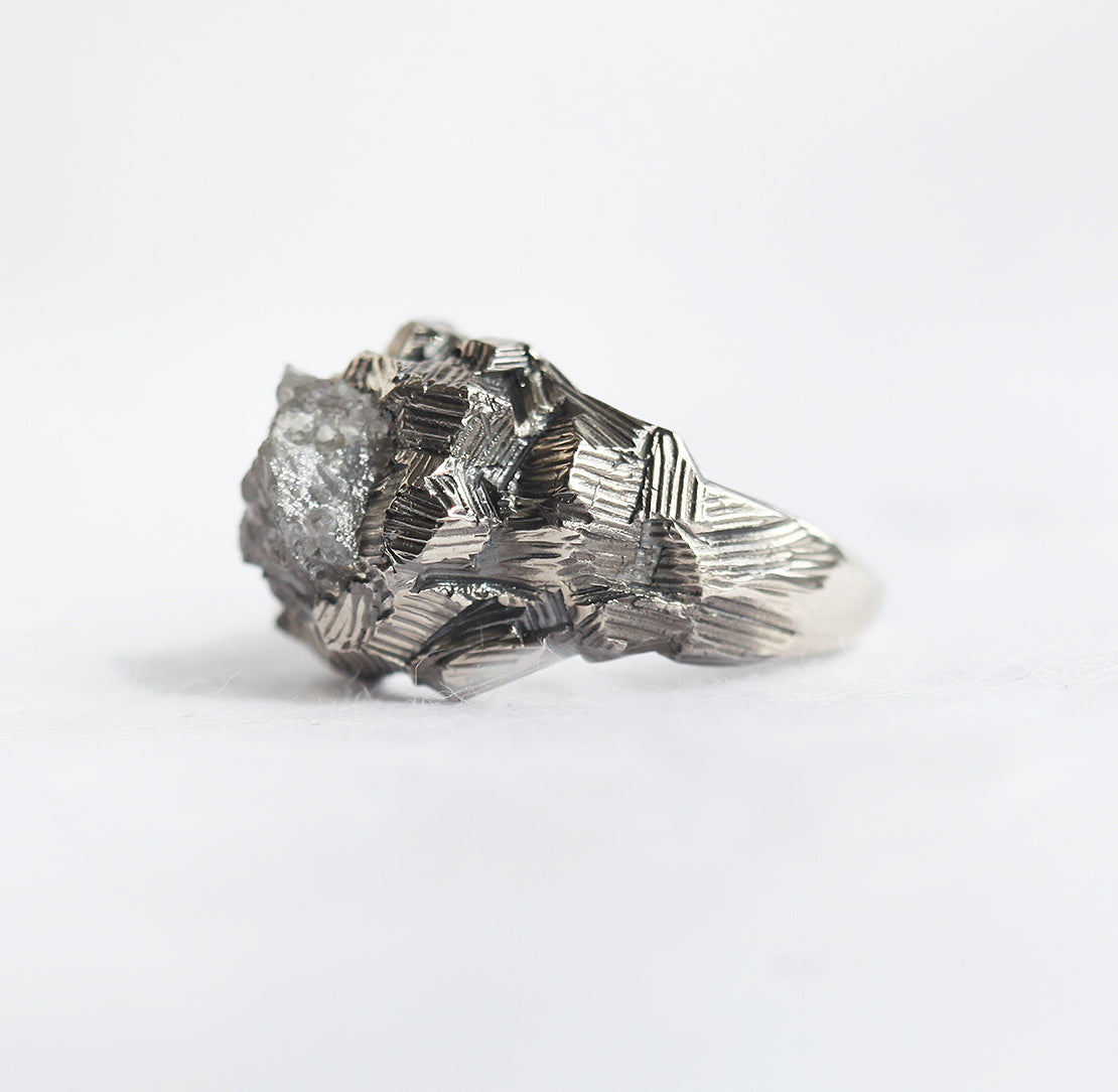 The Rock Diamond Ring-Capucinne