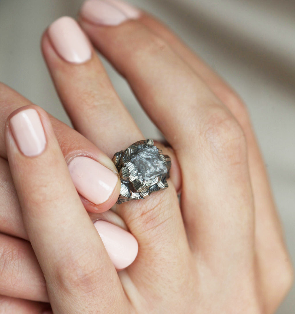 The Rock Diamond Ring-Capucinne