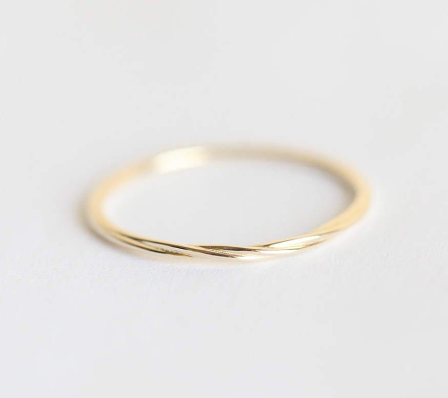 TVISTED BAND, TVISTED RING-Capucinne