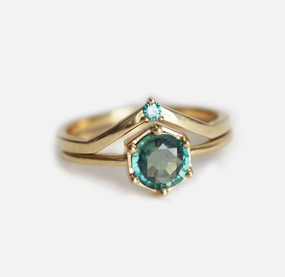 Teal Blue Round Diamond Nesting Band u obliku slova V