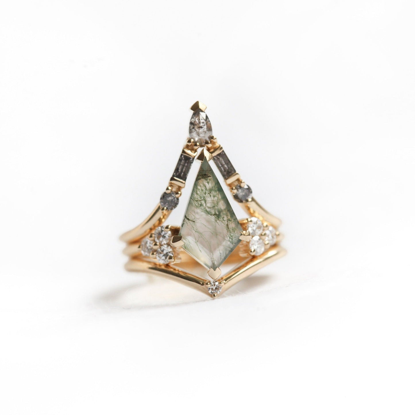 Set tri prstena Kite Moss Agate sa tri prstena sa raznim belim dijamantima i dijamantima od soli i bibera