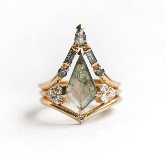 Set tri prstena Kite Moss Agate sa tri prstena sa raznim belim dijamantima i dijamantima od soli i bibera