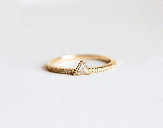 Trillion Cut Vhite Diamond Half Eterniti Diamond Pave Ring