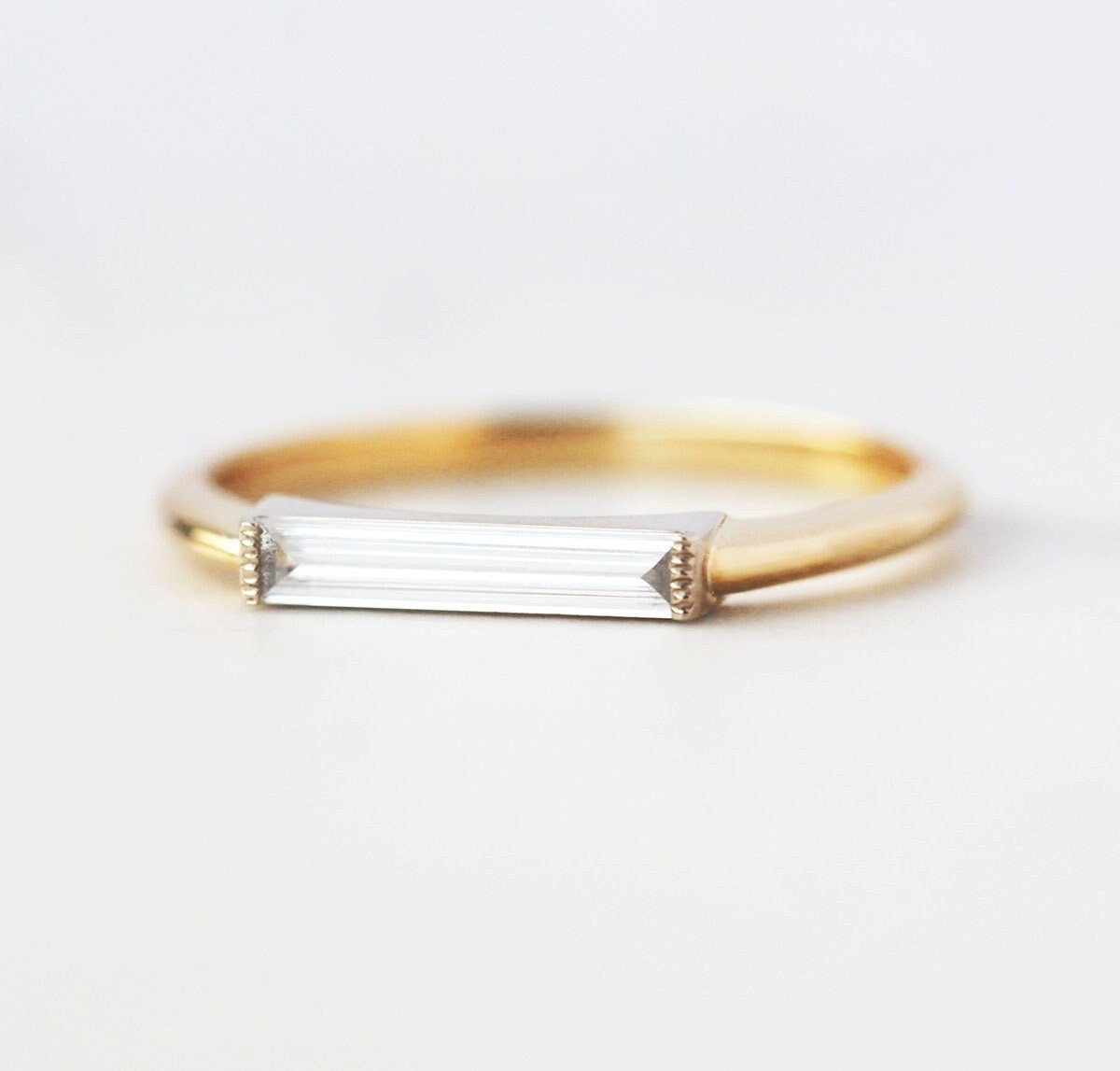 Lizzi Baguette Diamond Ring-Capucinne