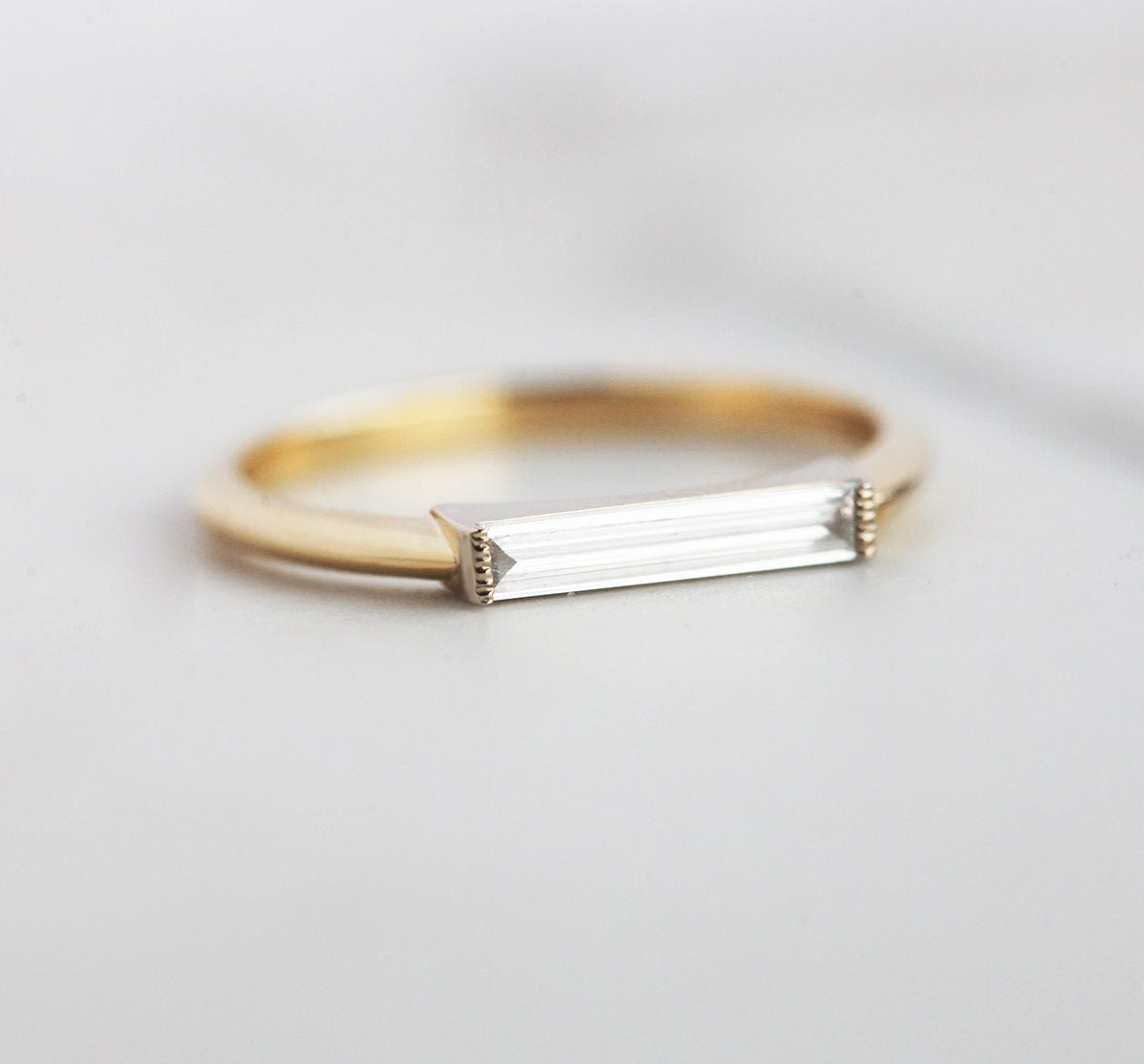Lizzi Baguette Diamond Ring-Capucinne