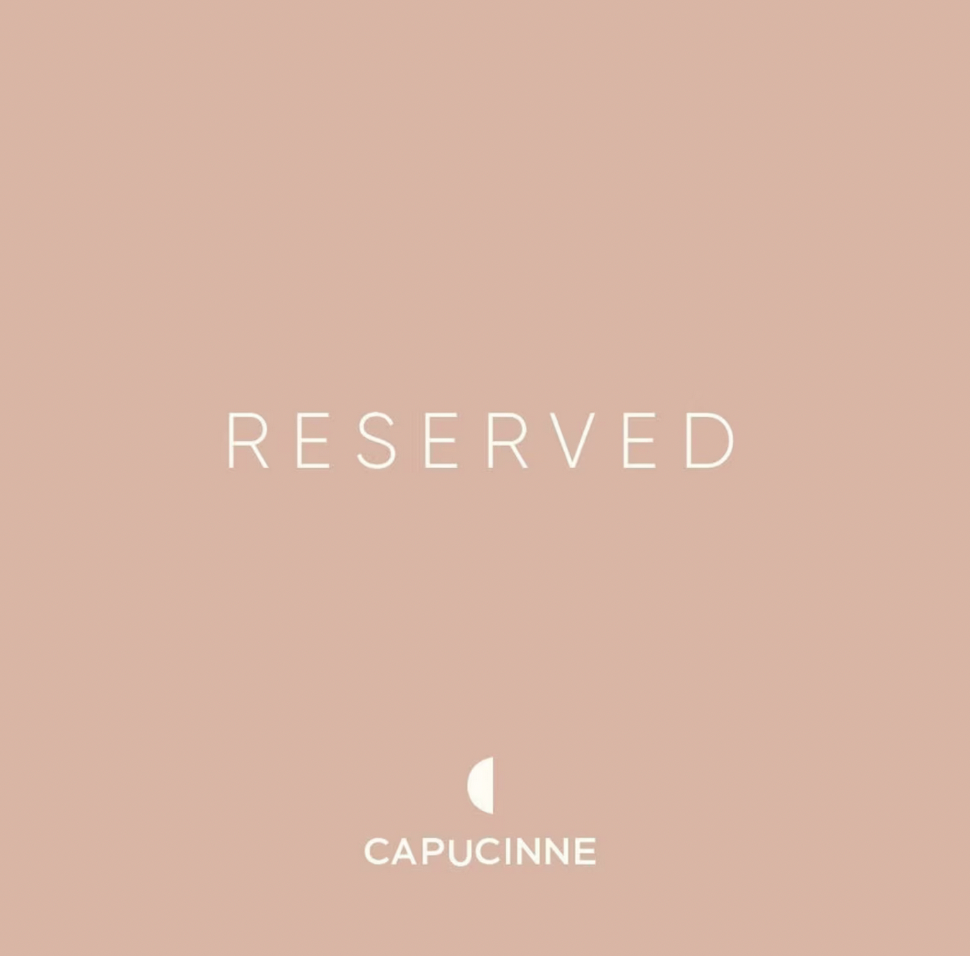 Uporedna slika kopče od jastoga i kopče za nakit sa oprugom.