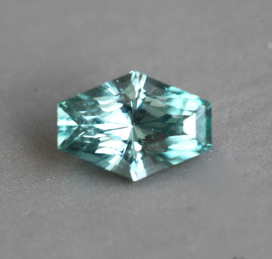 Labavi šestougaoni menta zeleni safir