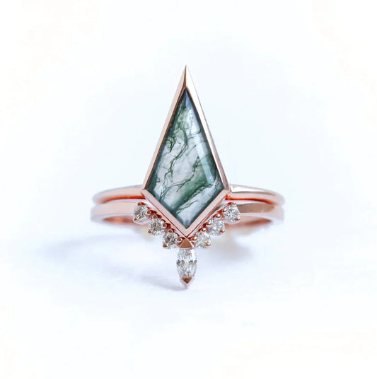 Kite Moss Agate, prsten od ružičastog zlata sa bočnim markiznim rezom, okrugli beli dijamanti