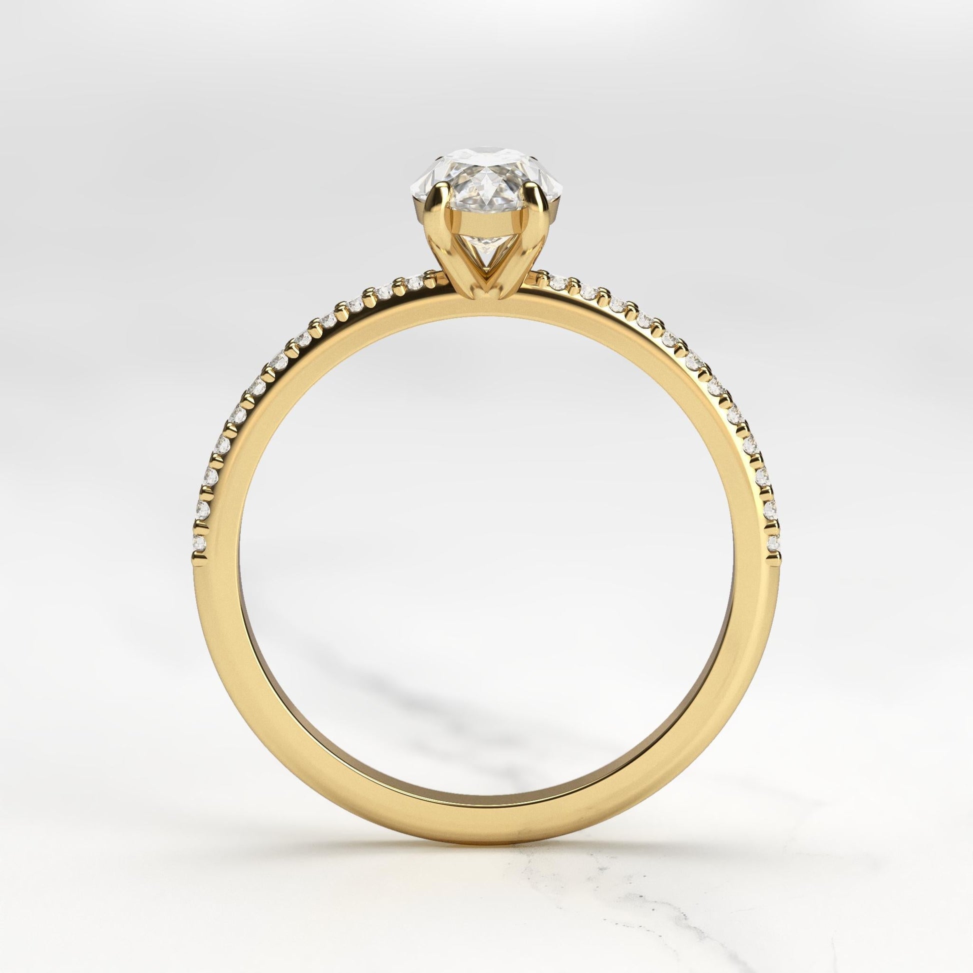 Dijamantski prsten marke Markuise half pave Solitaire