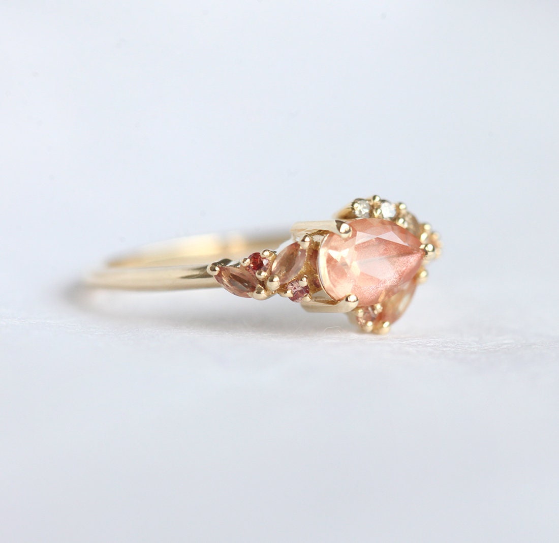 Nerola Sunstone prsten-Capucinne