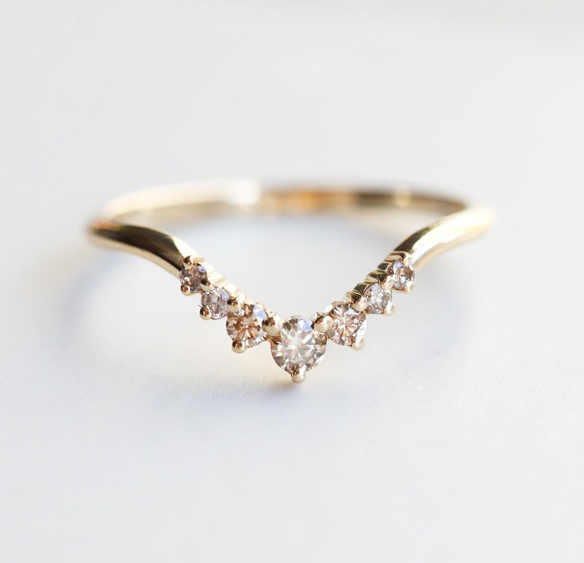 Nesting Champagne Diamond Vedding Band-Capucinne