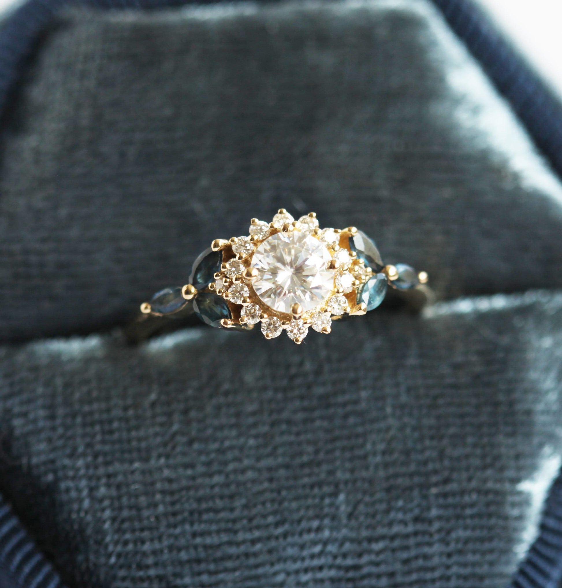 Penelope Diamond Ring-Capucinne