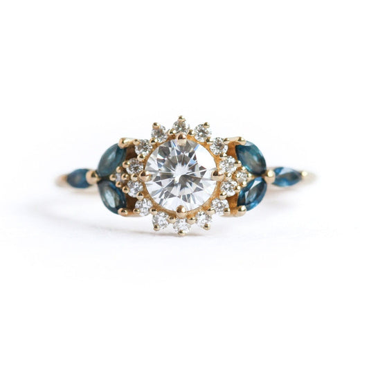 Penelope Diamond Ring-Capucinne