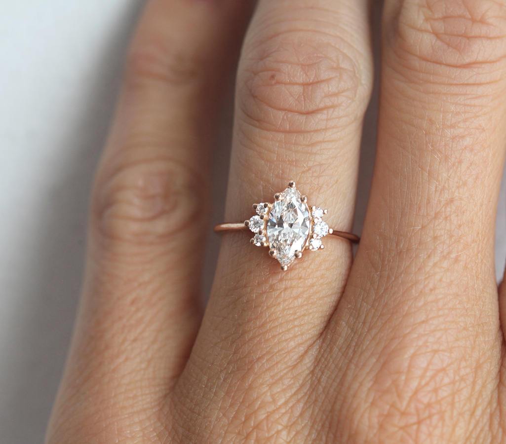 PRSTEN SA DIJAMANTIMA SOPHIA MARKUISE CUT 0.9 CARAT-Capucinne