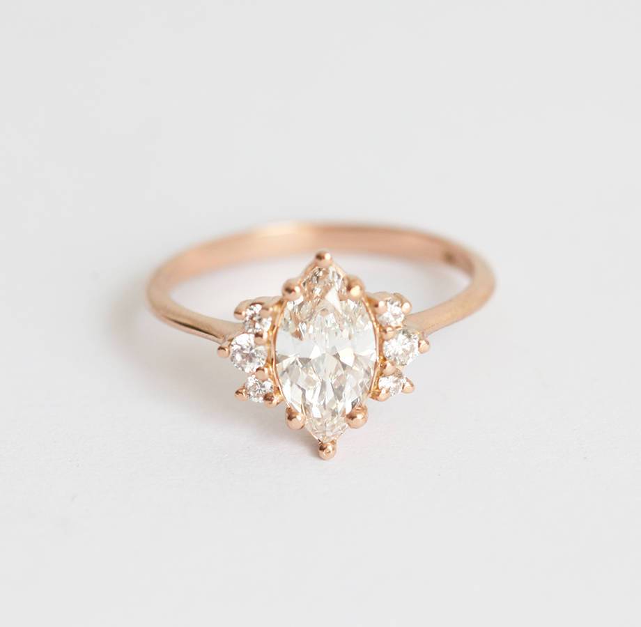 PRSTEN SA DIJAMANTIMA SOPHIA MARKUISE CUT 0.9 CARAT-Capucinne