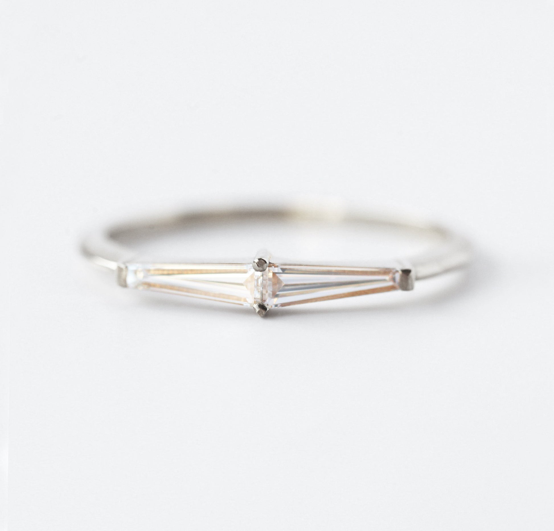 Lucille Tapered Baguette Diamond Ring-Capucinne