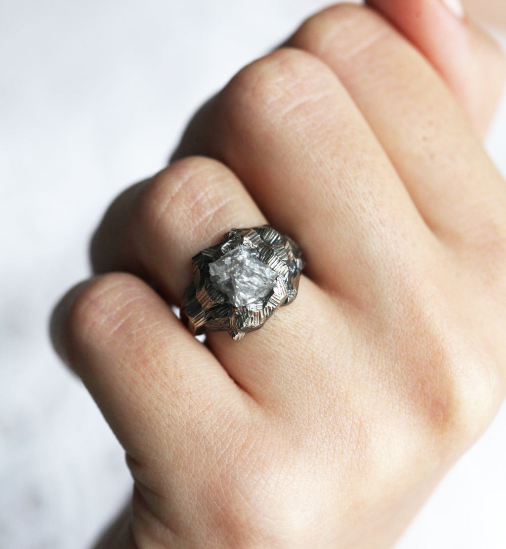 The Rock Diamond Ring-Capucinne
