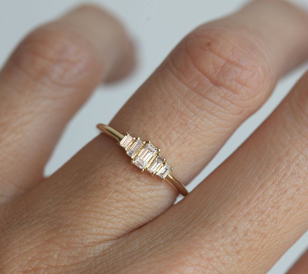 Art deco prsten sa belim dijamantom baguette cut-a