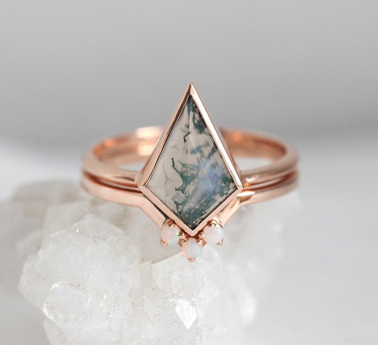 Komplet prstena Kite Moss Agate, kaiševa u stilu pasijansa