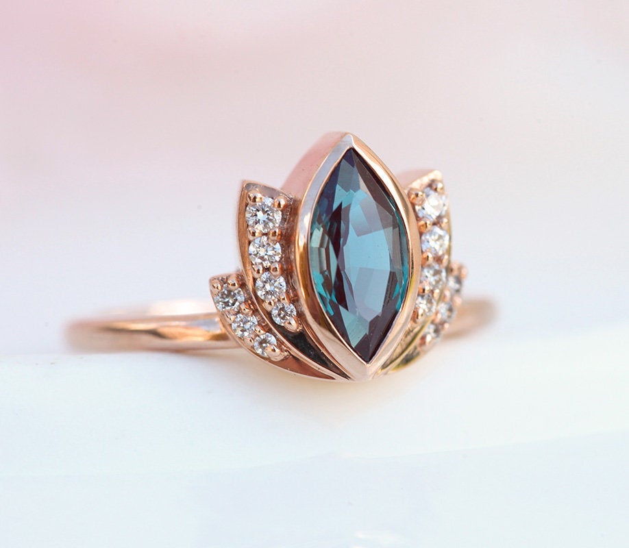 Zen Lotus Ring Set-Capucinne