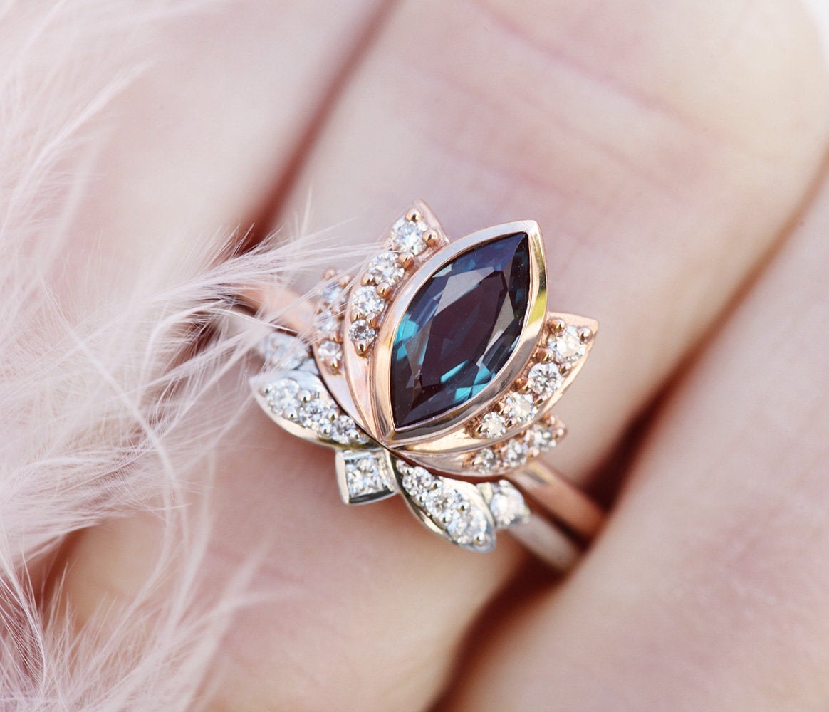 Zen Lotus Ring Set-Capucinne