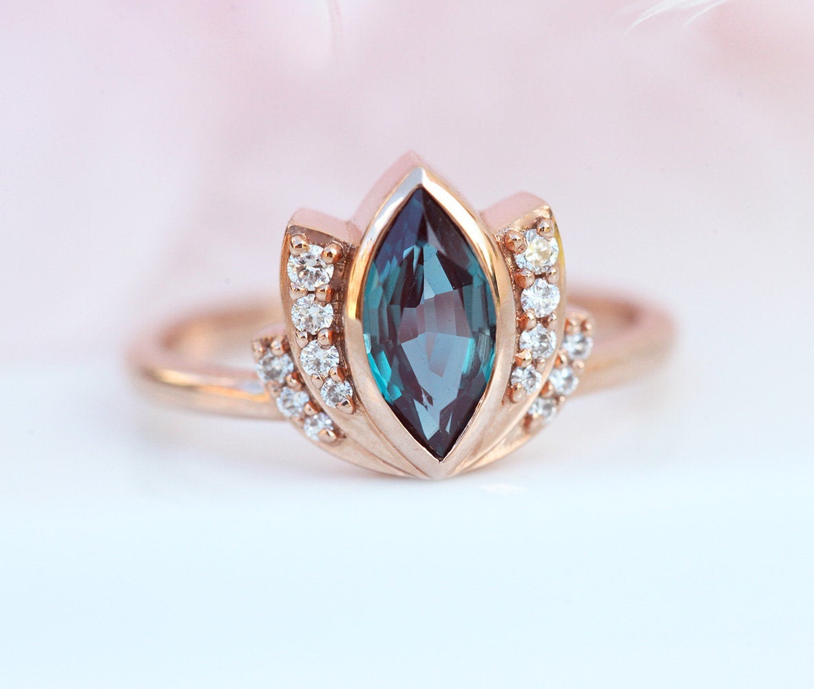 Zen Lotus Ring Set-Capucinne